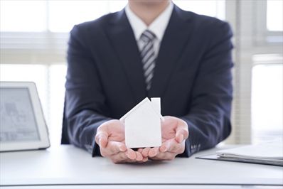 不動産売却を近所や知人に気づかれずに進める解決策とは？