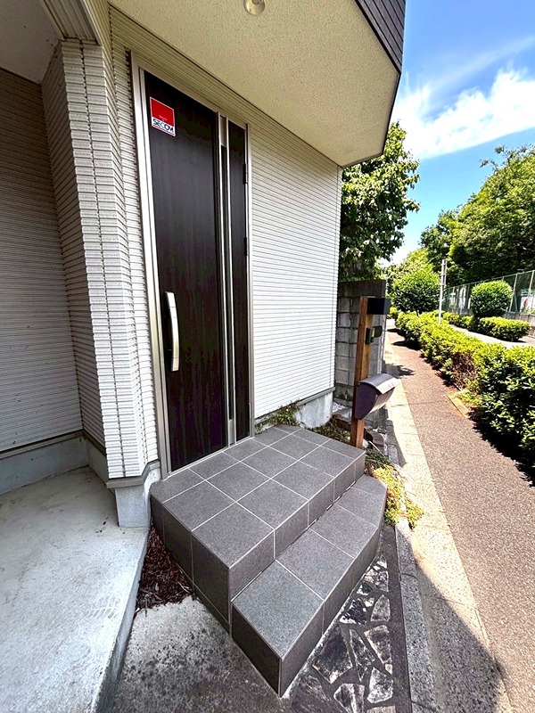 浦和区元町貸家 エントランス