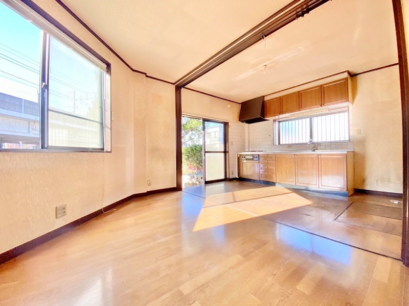 戸田市上戸田5丁目 中古戸建 家族とのコミュニケーションが自然と増えるLDK