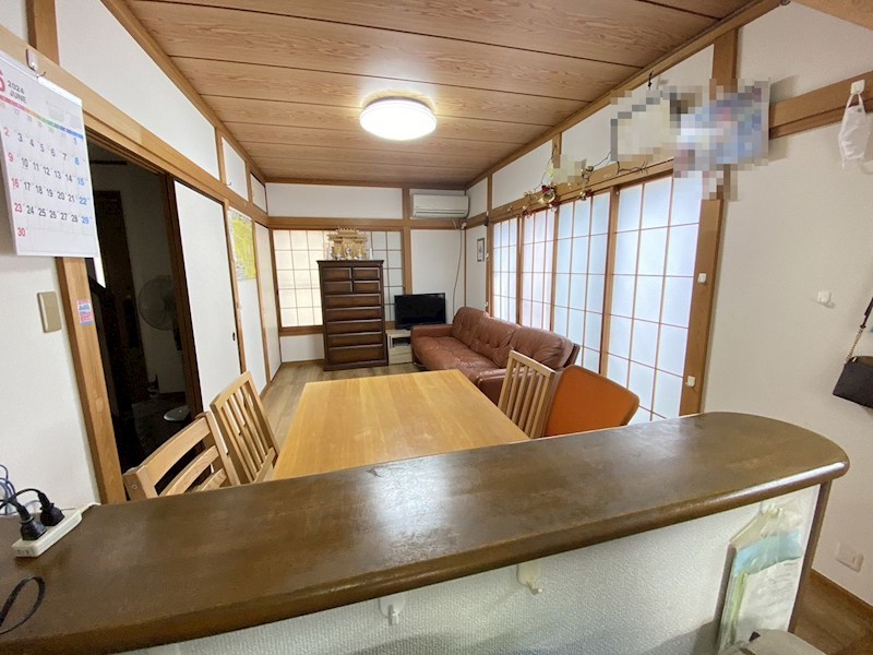 蕨市塚越6丁目 中古戸建 家族とのコミュニケーションが自然と増える11.5帖のLDK