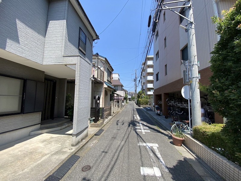 蕨市塚越6丁目 中古戸建 前面道路