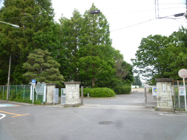 蕨市南町4丁目 売地 蕨市立第一中学校