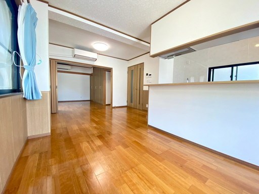 さいたま市南区辻1丁目 中古戸建 家族とのコミュニケーションが自然と増える20.0帖のLDK