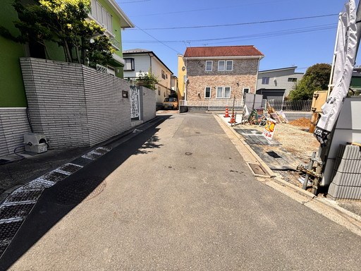 さいたま市浦和区瀬ヶ崎４丁目 新築戸建 前面道路