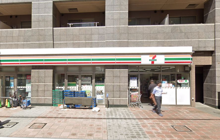 レイニオン岸町 セブンイレブン 浦和岸町7丁目店